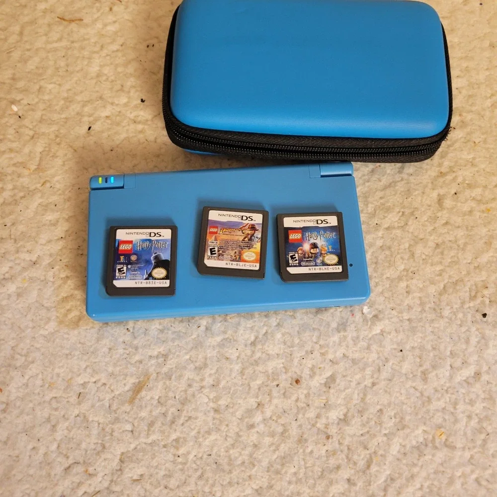 Nintendo DSi‎ Blue Handheld Console Bundle 3 Games Carry Case No Charger...